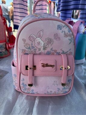 Wondapop Disney Pink Floral Piglet Mini Backpack
